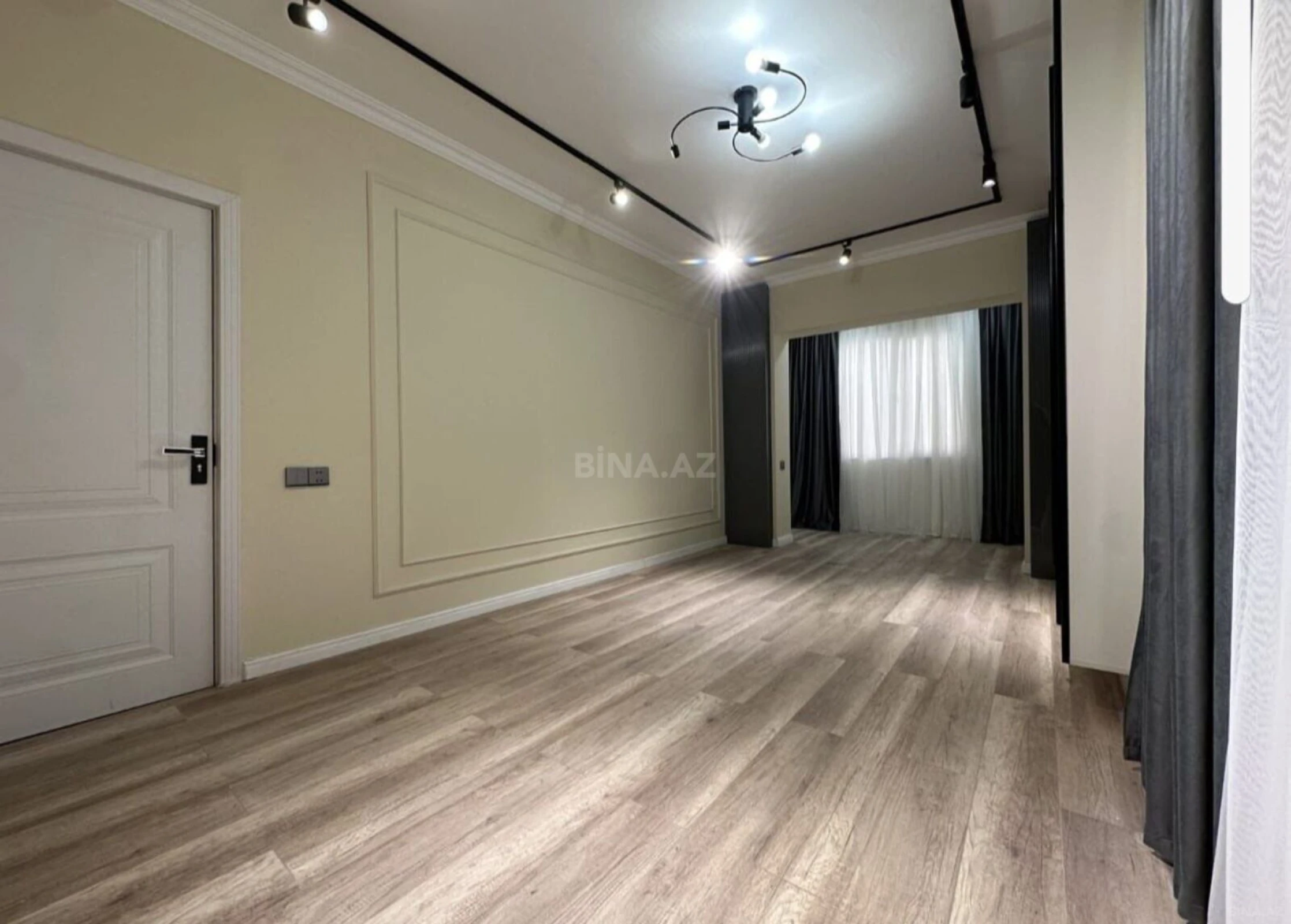 Satılır 3 otaqlı mənzil 77 m²