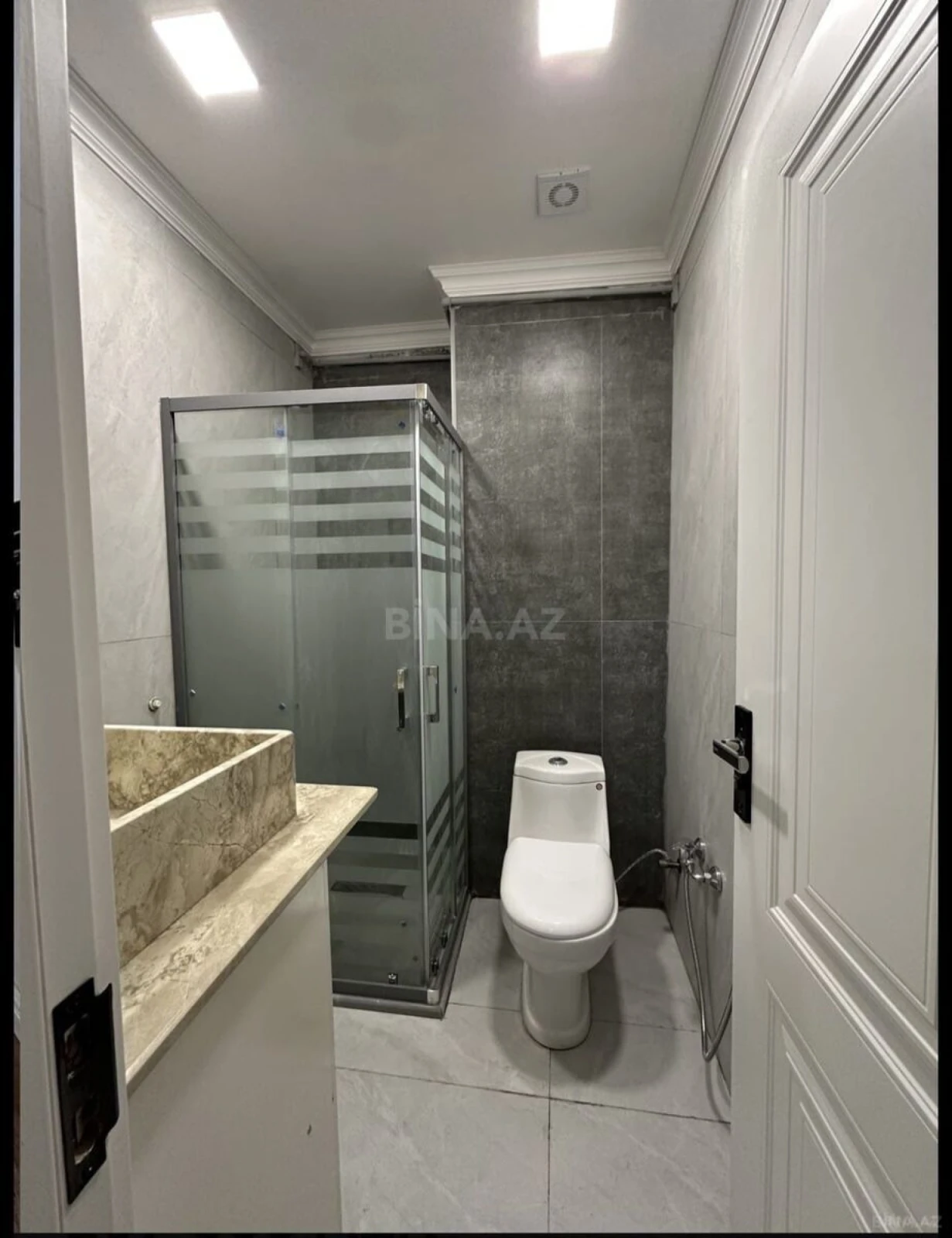 Satılır 3 otaqlı mənzil 77 m²