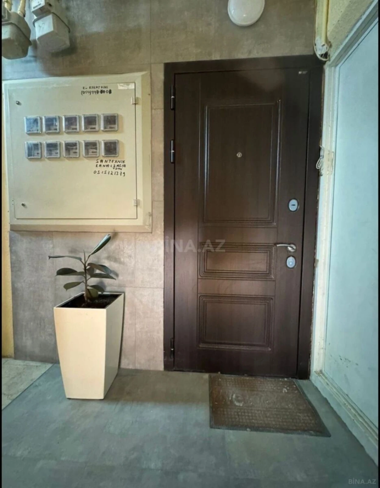 Satılır 3 otaqlı mənzil 77 m²