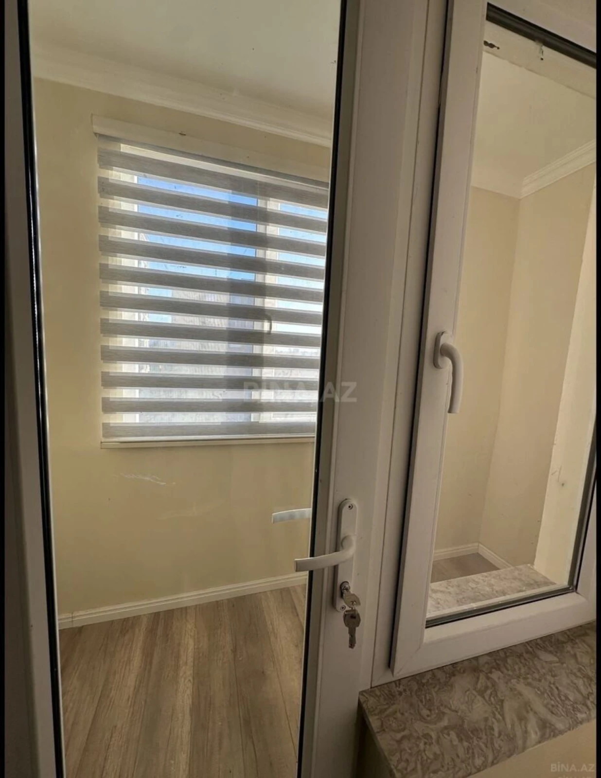 Satılır 3 otaqlı mənzil 77 m²