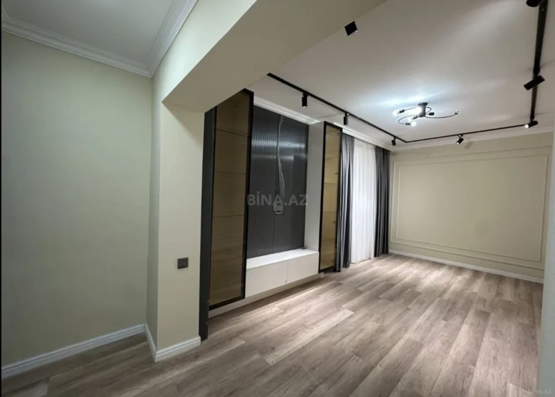Satılır 3 otaqlı mənzil 77 m²