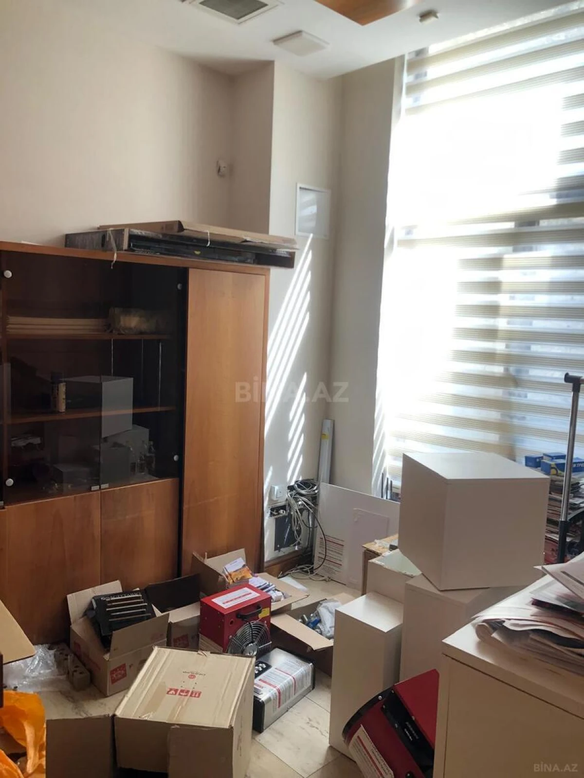 Kirayə verilir 7 otaqlı ofis 220 m²