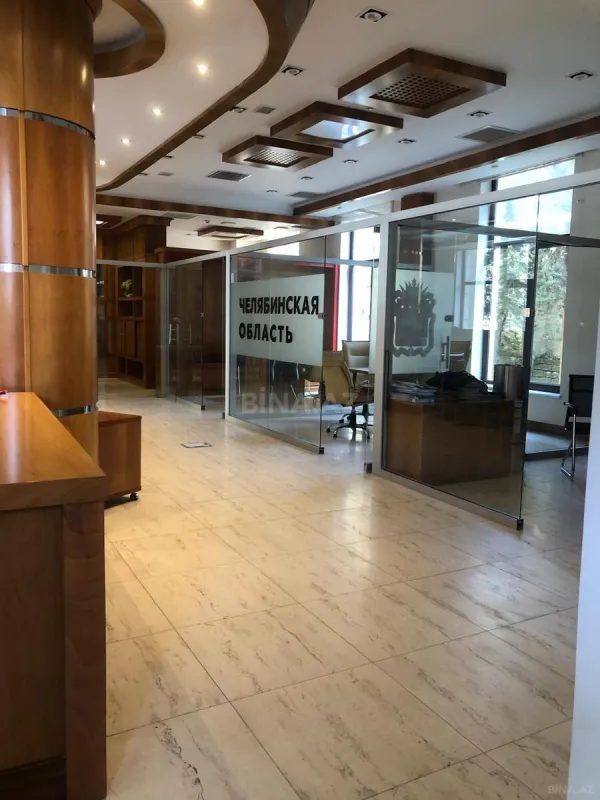 Kirayə verilir 7 otaqlı ofis 220 m²