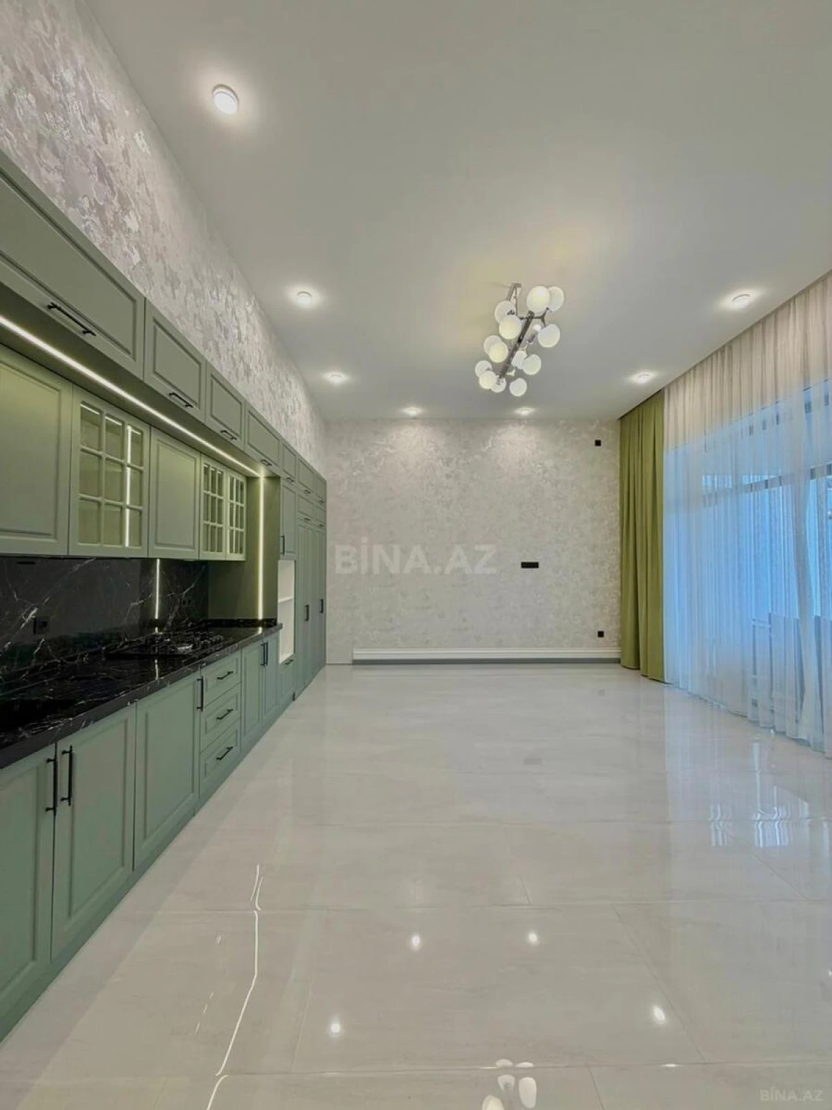Satılır 4 otaqlı həyət evi 202 m²