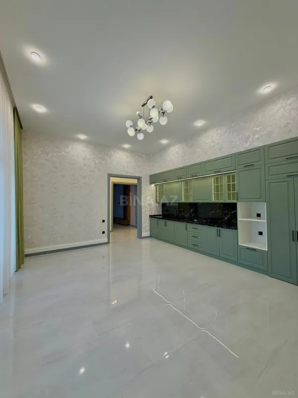 Satılır 4 otaqlı həyət evi 202 m²