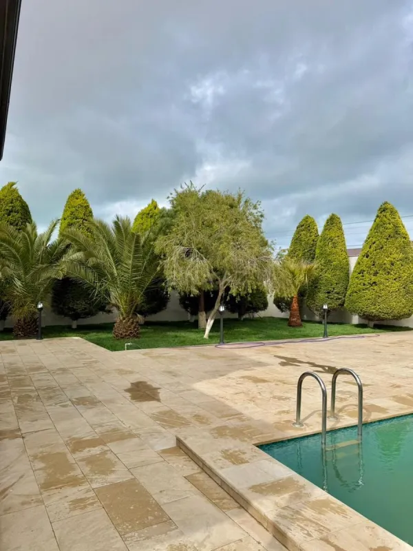 Satılır 4 otaqlı həyət evi 180 m²