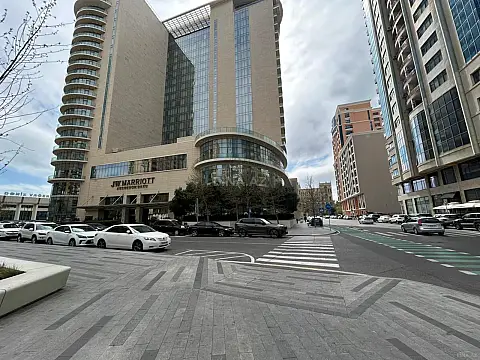 Satılır 3 otaqlı mənzil 137 m² — Bakı 3 otaq 137.00 m²