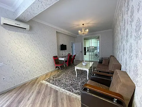 Satılır 2 otaqlı mənzil 66.2 m²