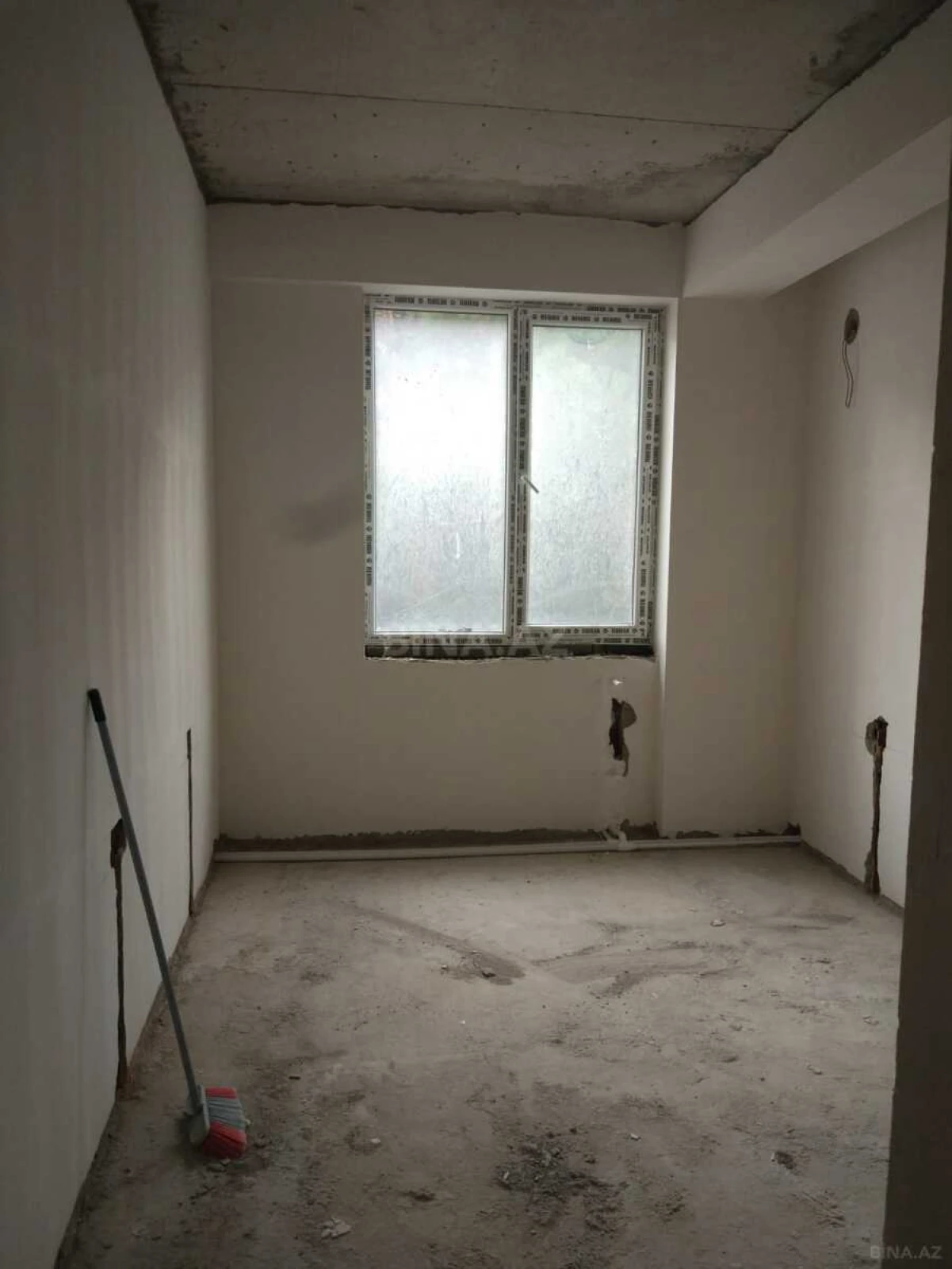 Satılır 2 otaqlı mənzil 72 m²