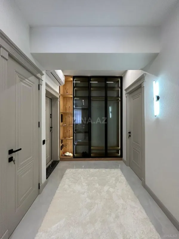 Satılır 3 otaqlı mənzil 95 m²