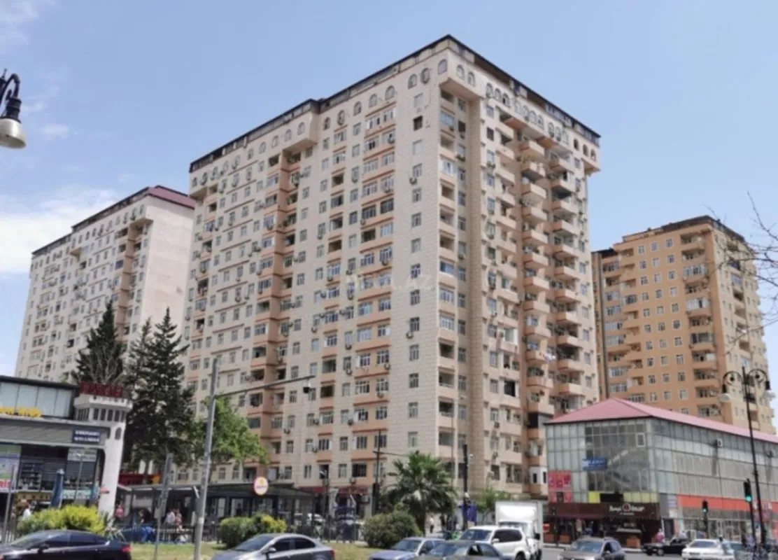 Satılır 3 otaqlı mənzil 75 m²