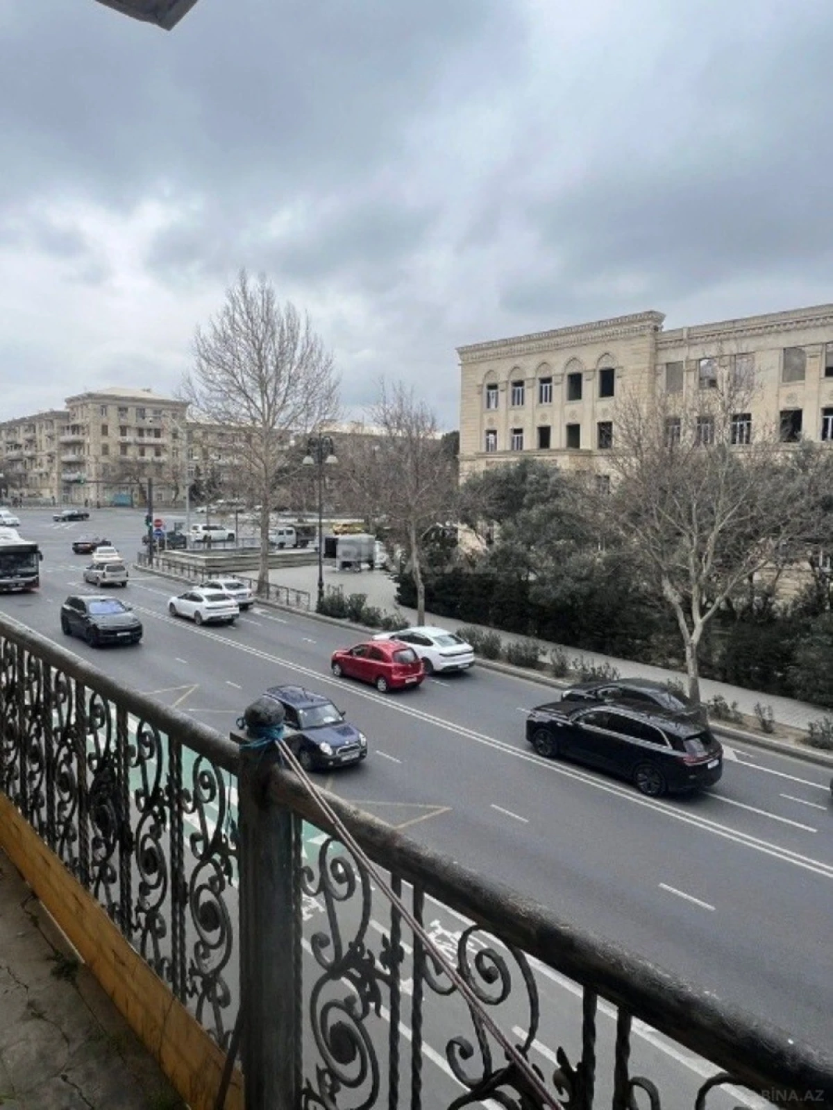 Satılır 3 otaqlı mənzil 75 m²