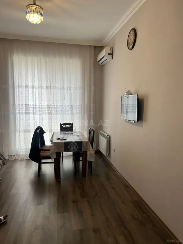 Kirayə verilir 2 otaqlı mənzil 60 m²