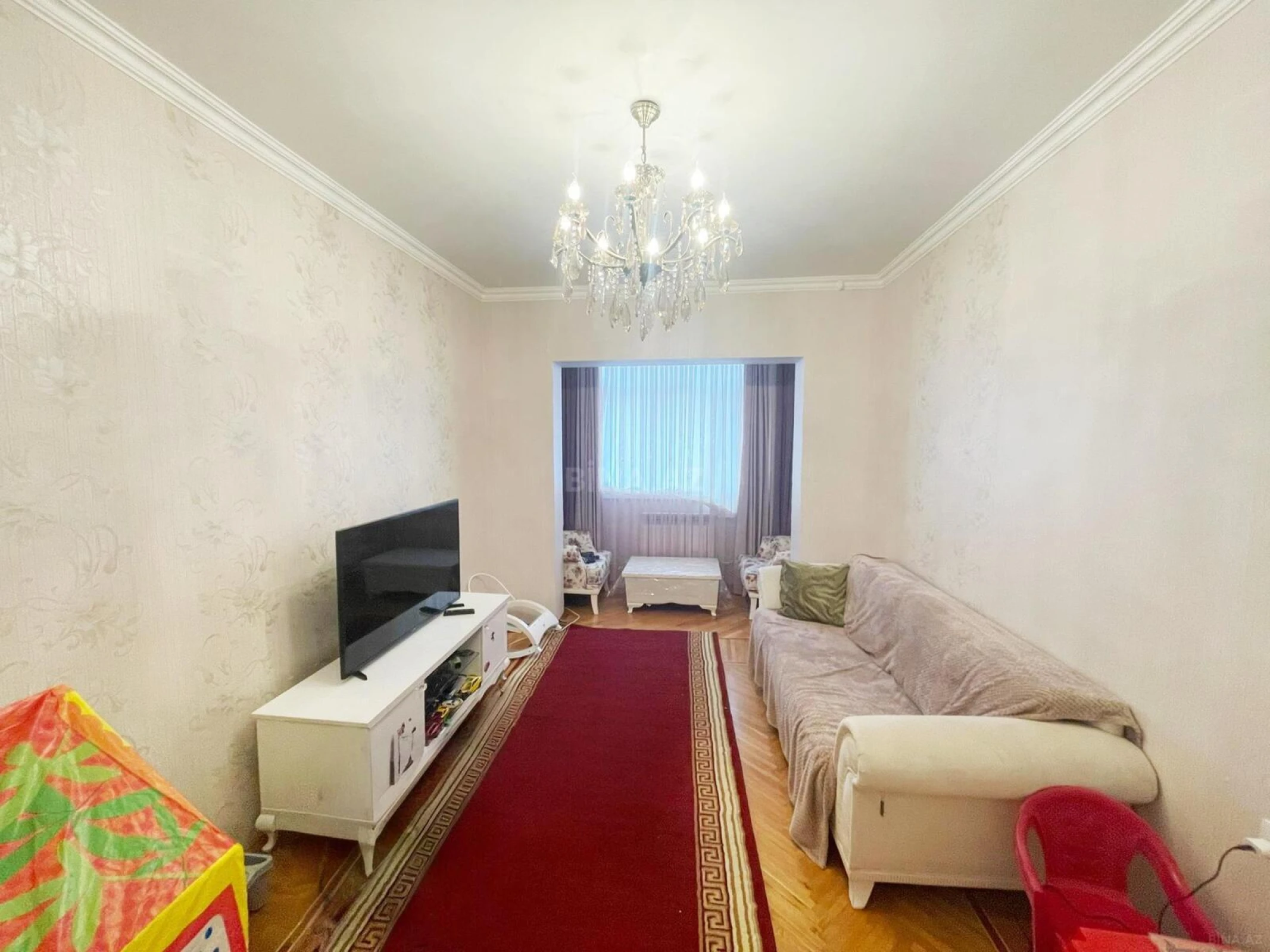 Satılır 4 otaqlı mənzil 115 m²
