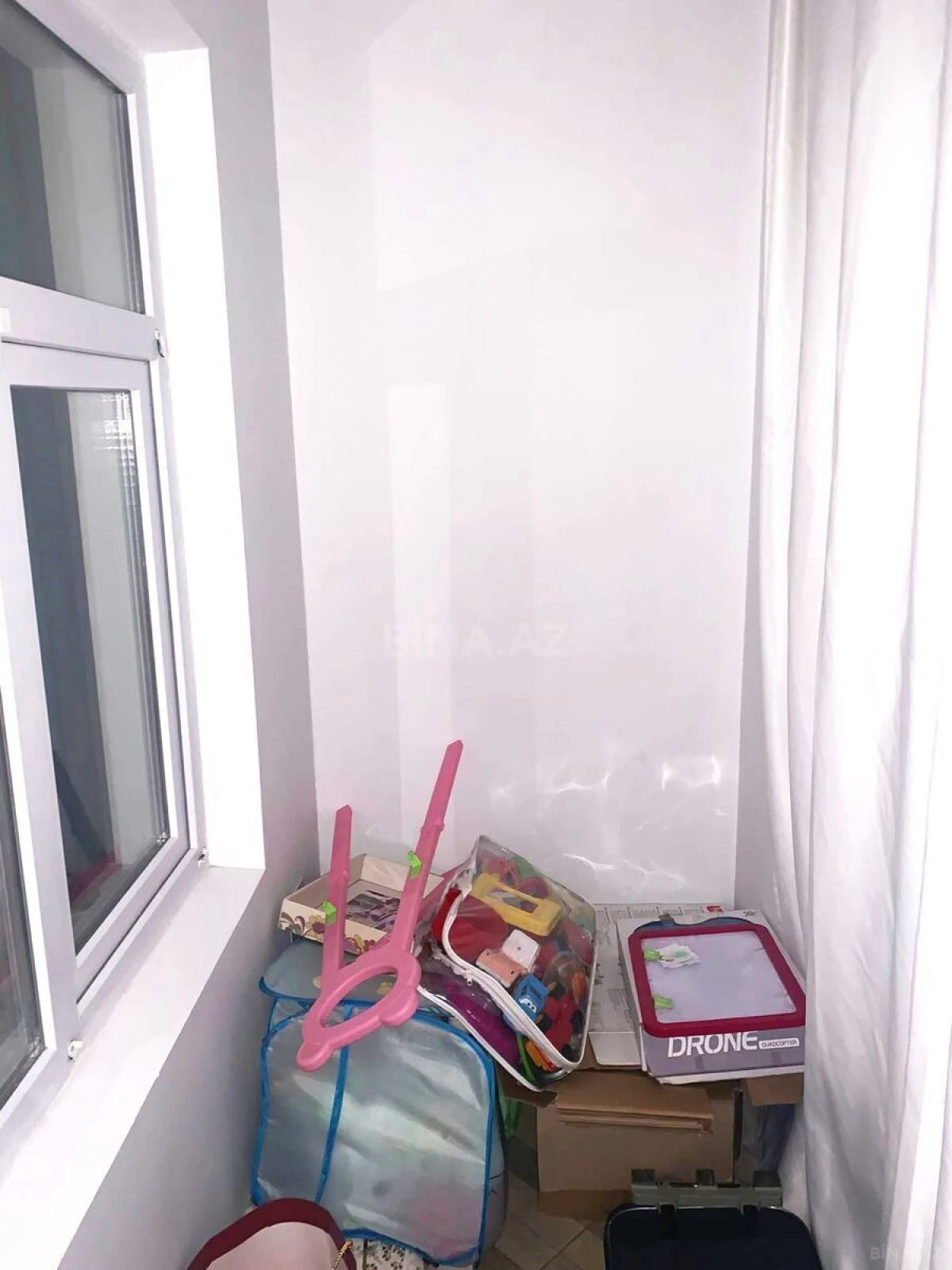 Satılır 4 otaqlı mənzil 115 m²