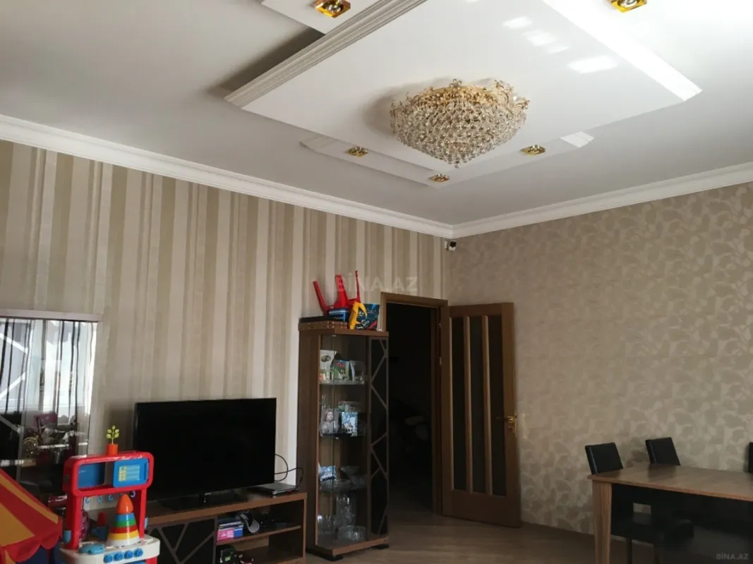 Satılır 2 otaqlı mənzil 86 m²