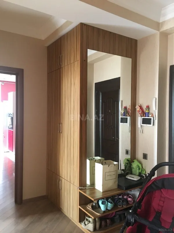 Satılır 2 otaqlı mənzil 86 m²