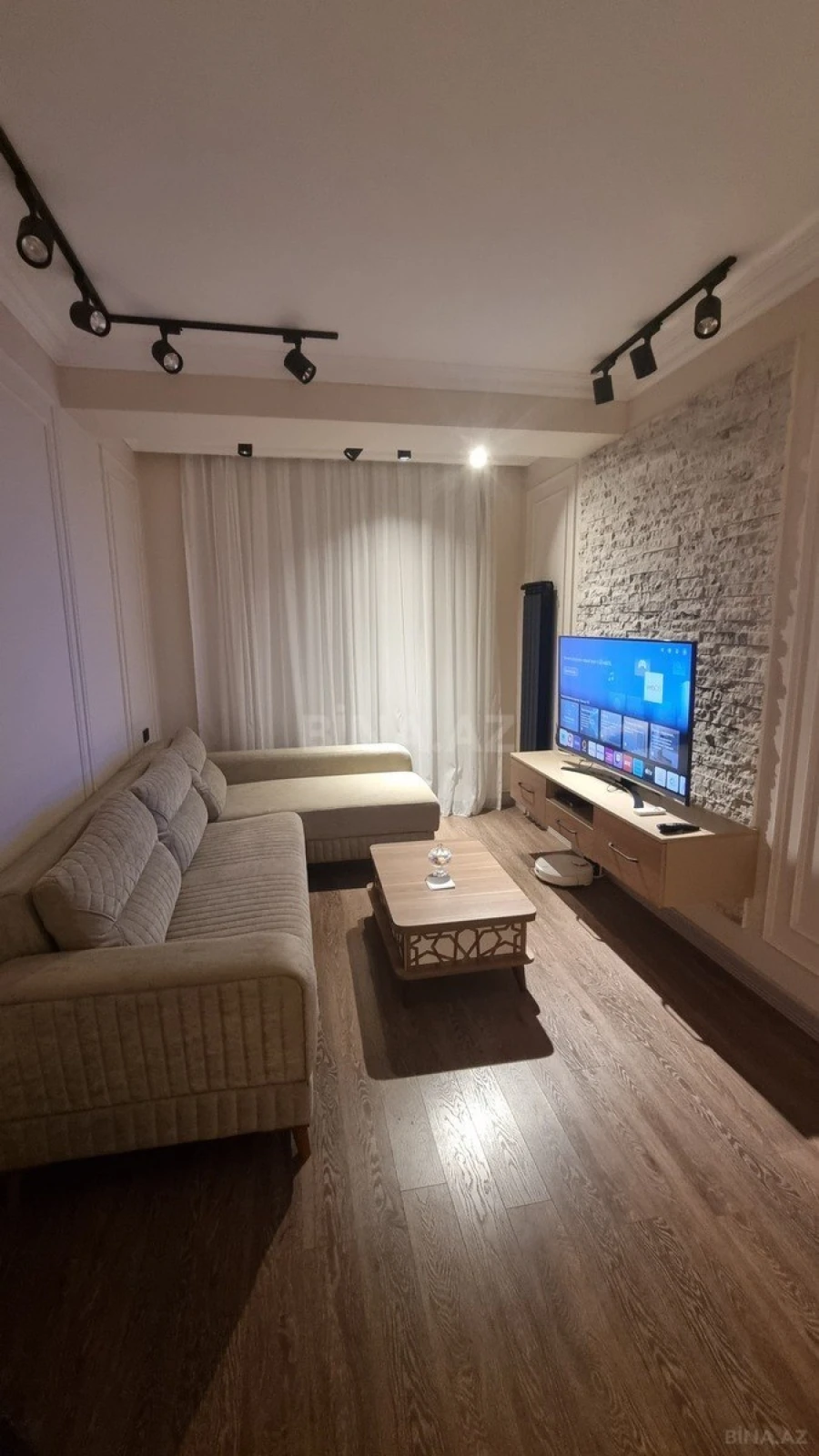 Kirayə verilir 2 otaqlı mənzil 50 m²