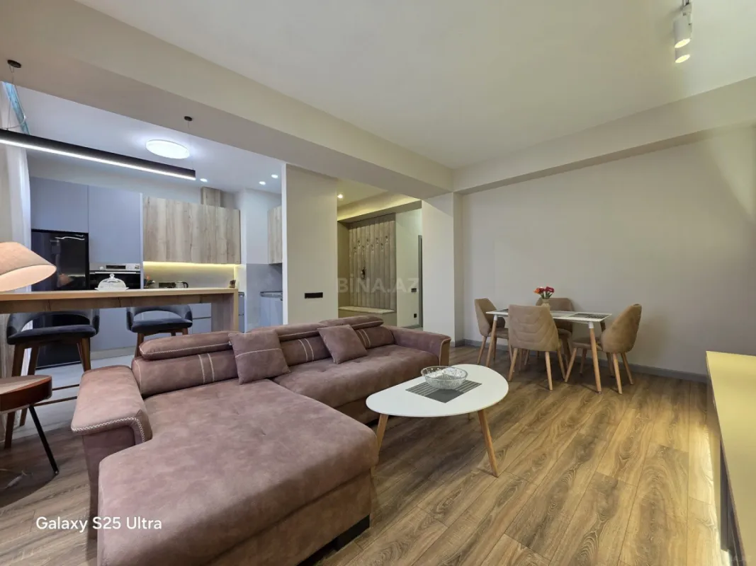 Kirayə verilir 2 otaqlı mənzil 90 m²