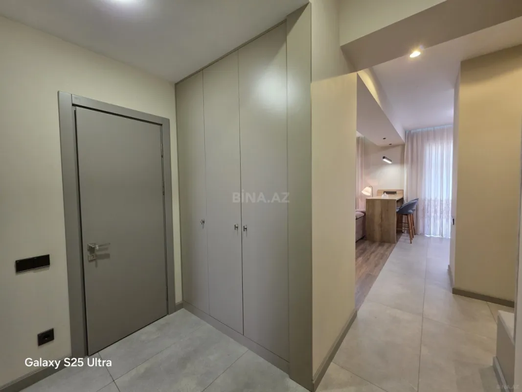 Kirayə verilir 2 otaqlı mənzil 90 m²
