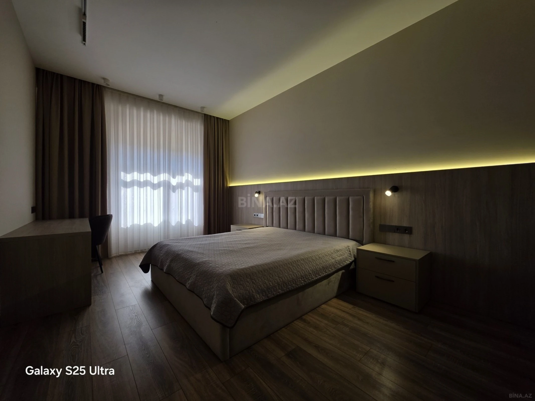 Kirayə verilir 2 otaqlı mənzil 90 m²