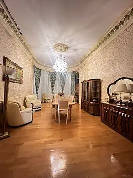 Kirayə verilir 9 otaqlı həyət evi 350 m²