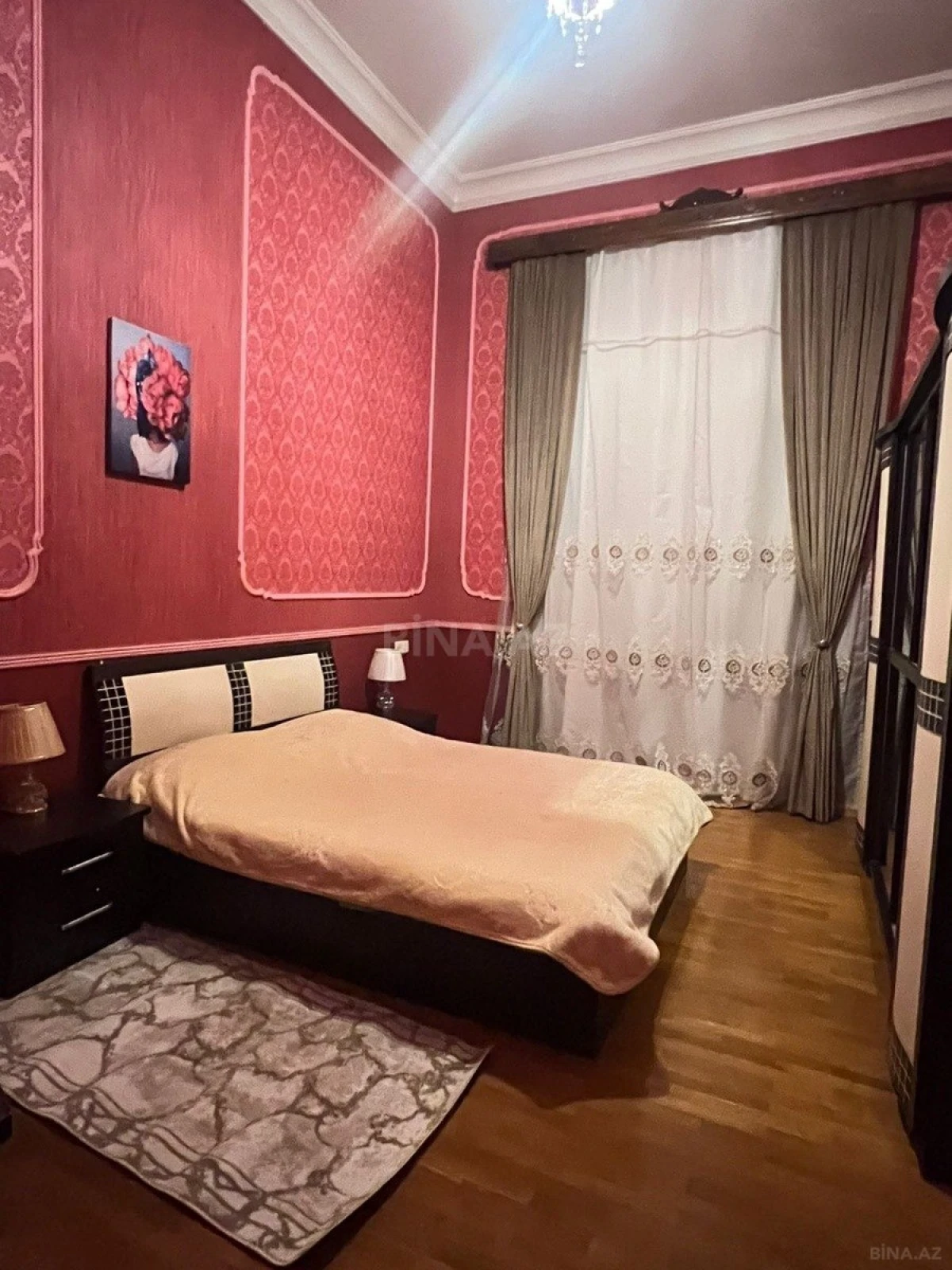 Kirayə verilir 9 otaqlı həyət evi 350 m²