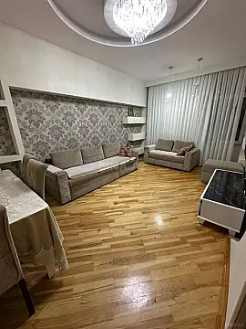 Kirayə verilir 2 otaqlı mənzil 50 m²