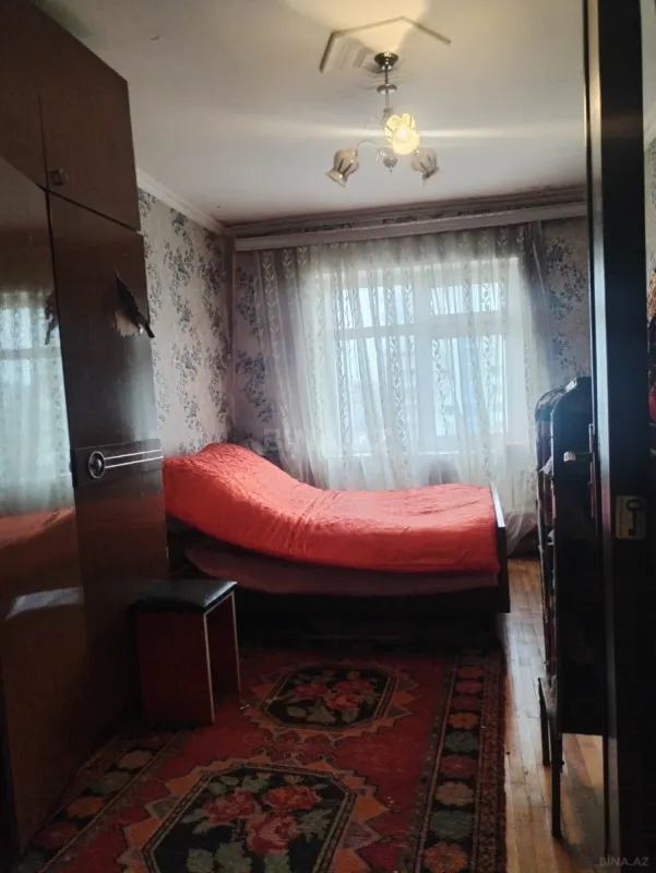 Satılır 2 otaqlı mənzil 58 m²