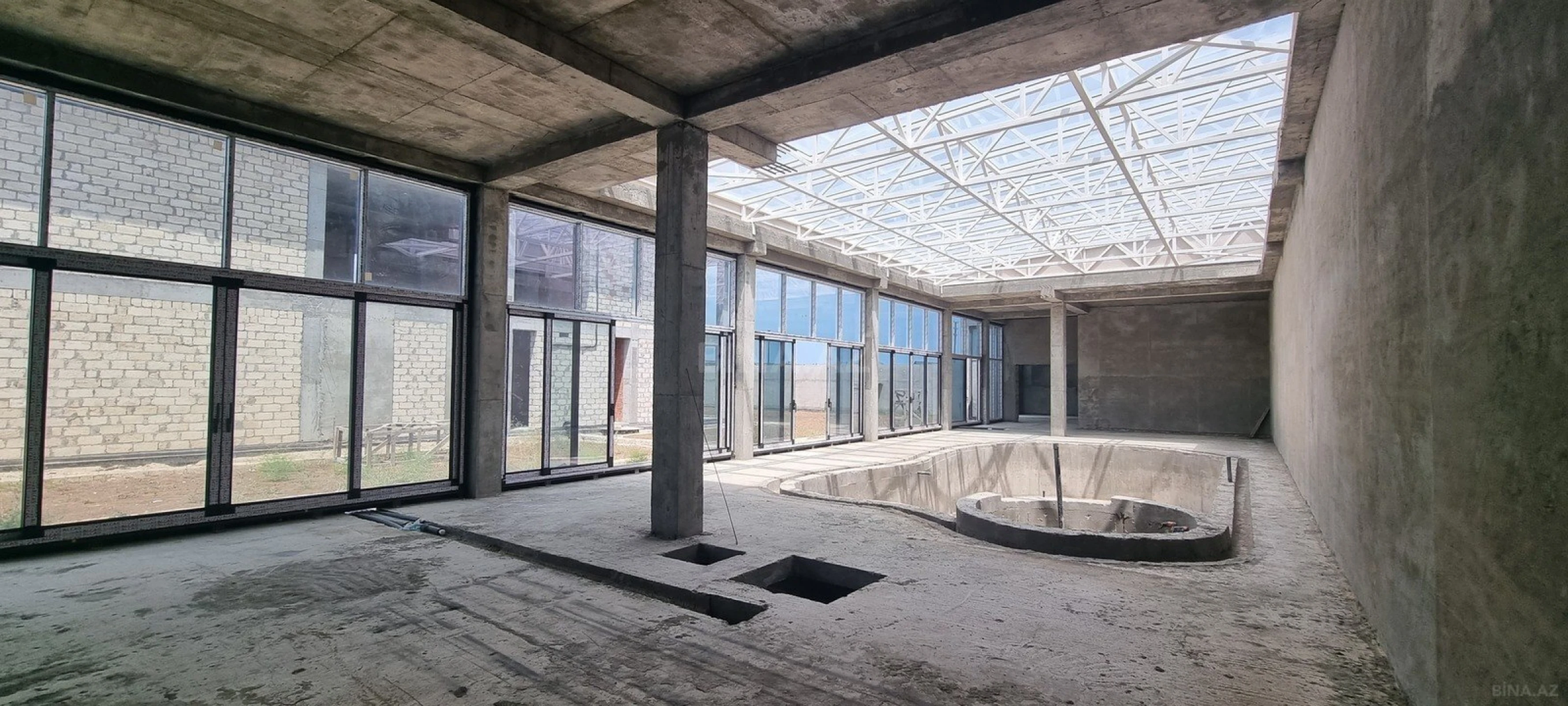 Satılır 10 otaqlı həyət evi 1200 m²