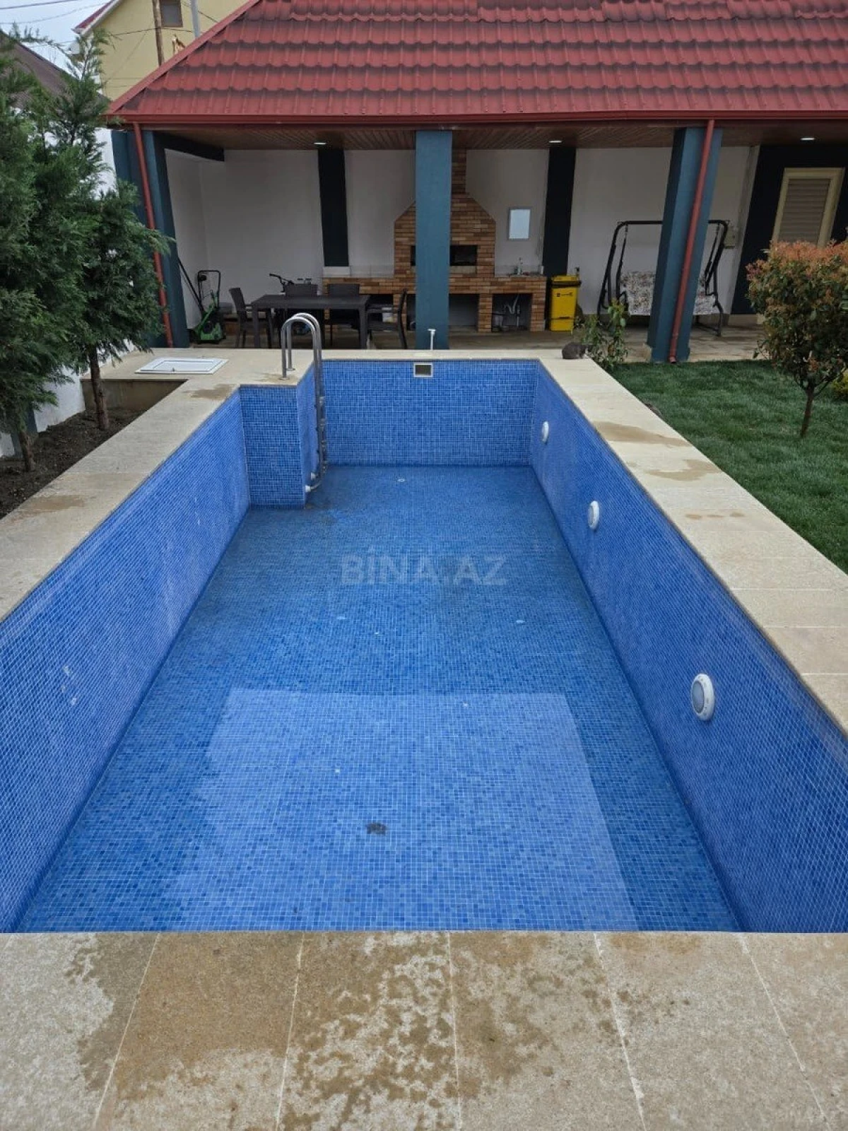 Satılır 4 otaqlı həyət evi 125 m²