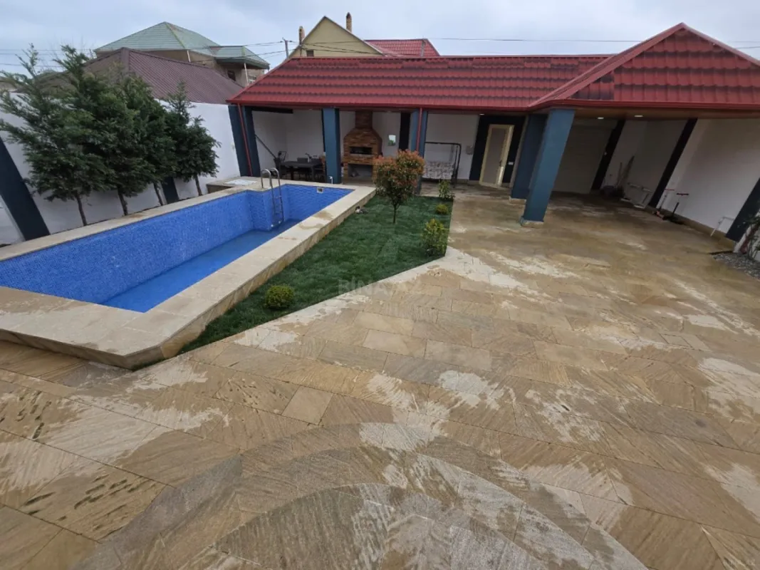 Satılır 4 otaqlı həyət evi 125 m²