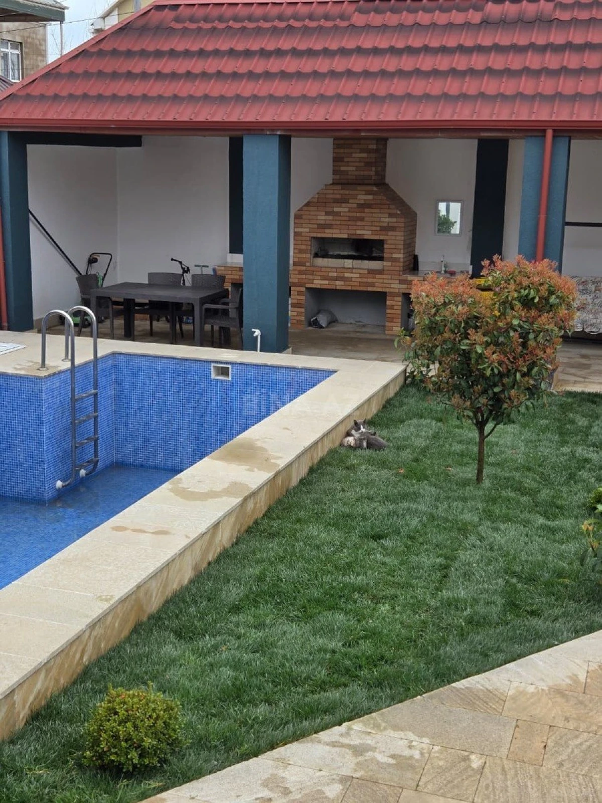 Satılır 4 otaqlı həyət evi 125 m²