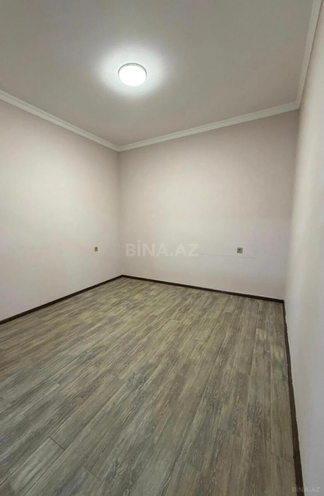 Kirayə verilir obyekt 130 m²