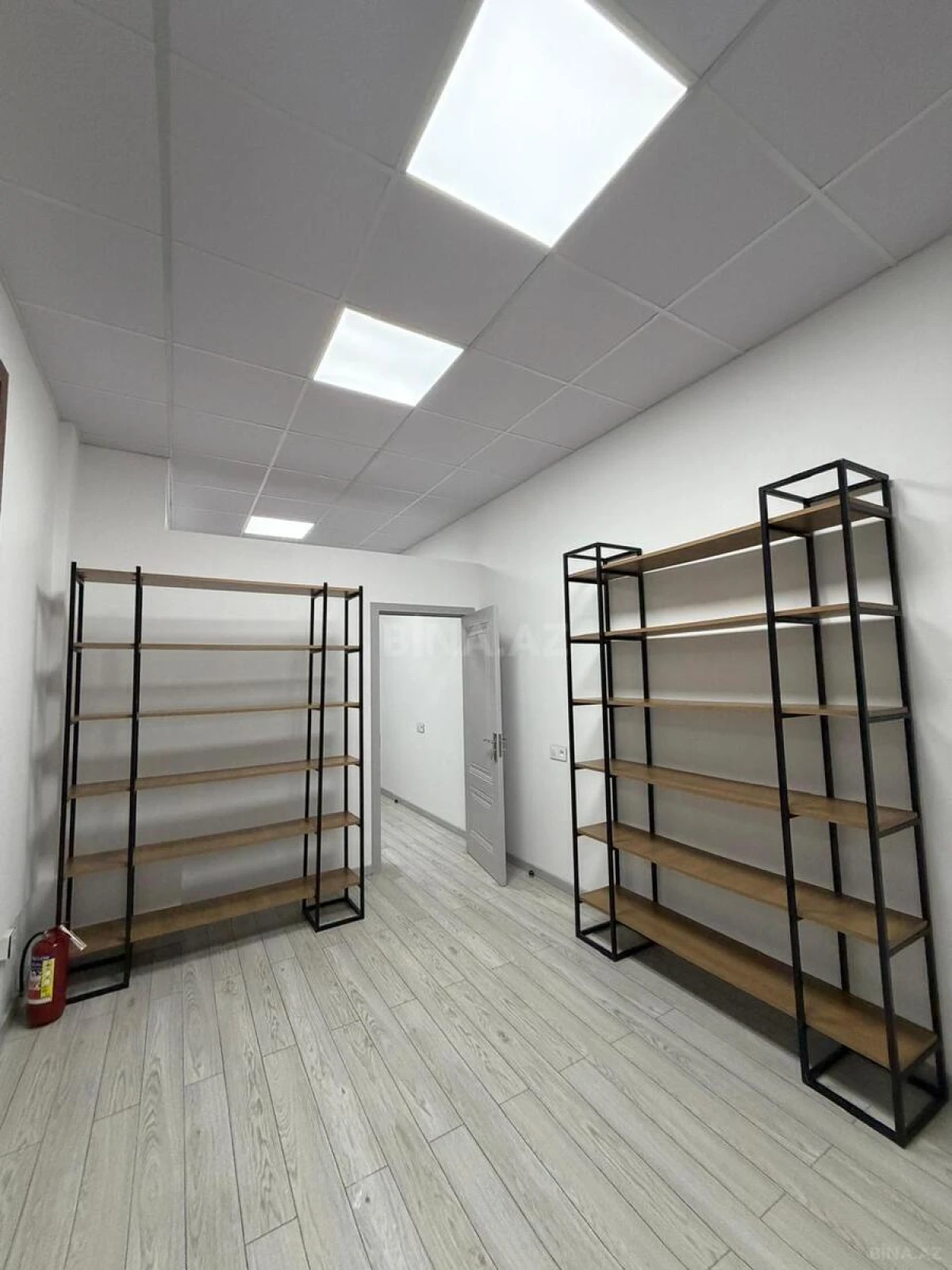 Kirayə verilir obyekt 130 m²