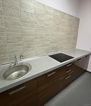 Kirayə verilir obyekt 130 m²