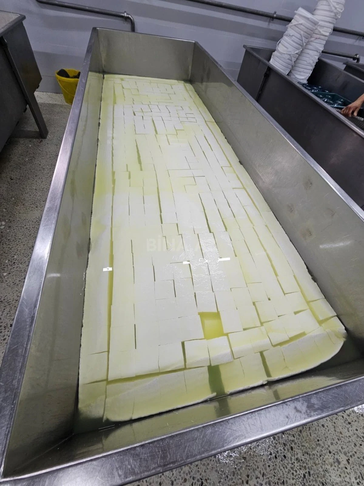 Satılır obyekt 700 m²