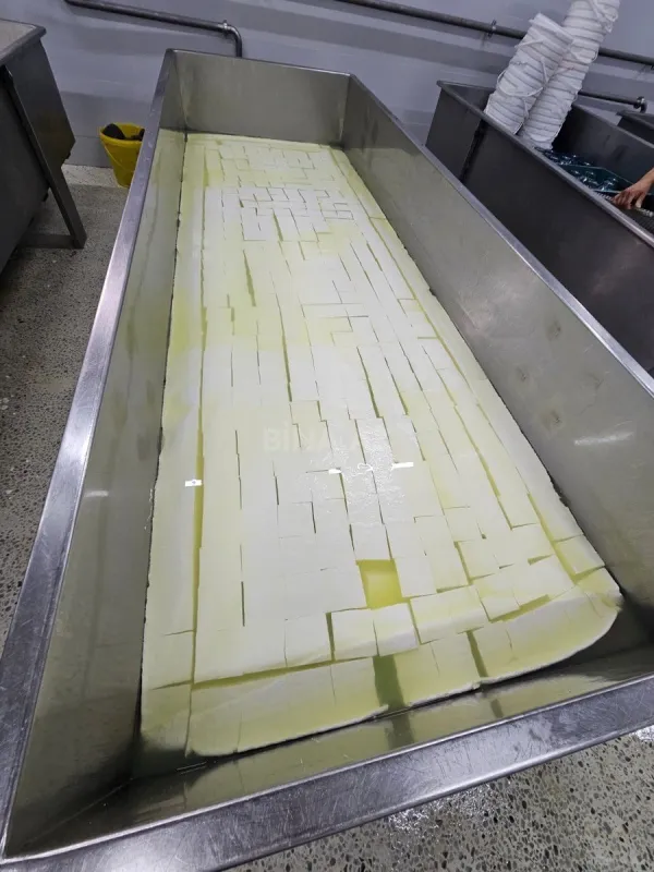 Satılır obyekt 700 m²