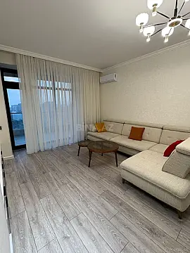 Kirayə verilir 3 otaqlı mənzil 148 m²