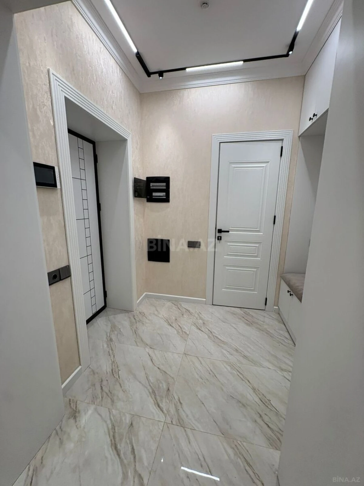 Kirayə verilir 3 otaqlı mənzil 148 m²