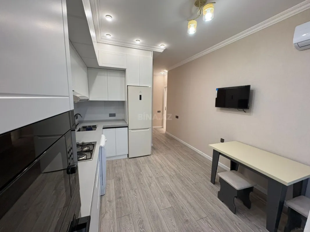 Kirayə verilir 3 otaqlı mənzil 148 m²