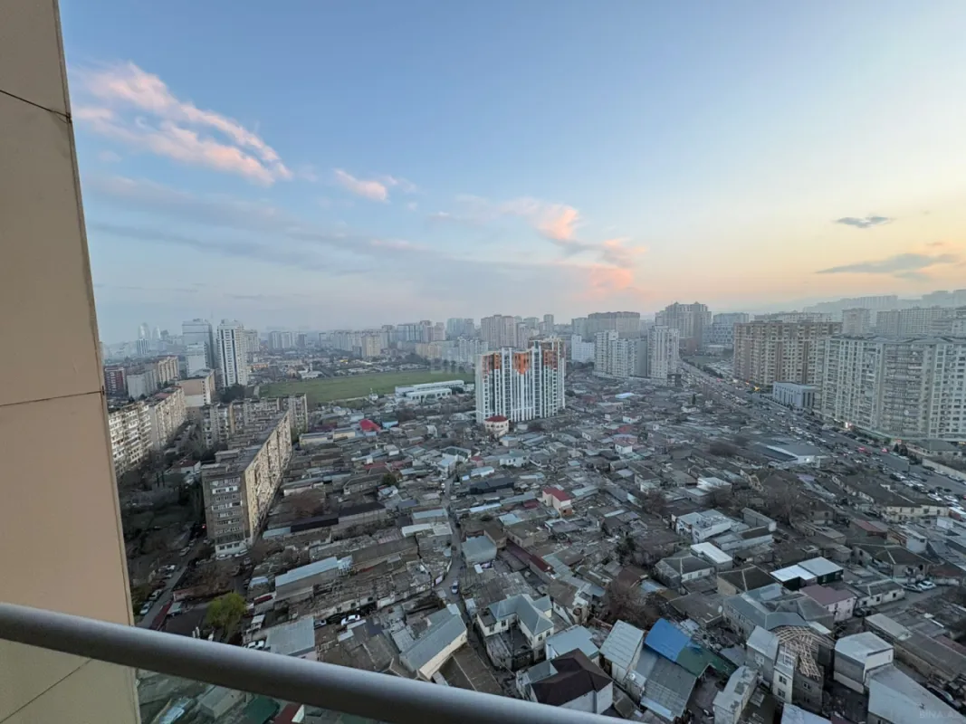 Kirayə verilir 3 otaqlı mənzil 148 m²