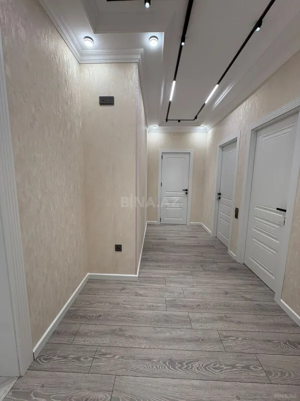 Kirayə verilir 3 otaqlı mənzil 148 m²