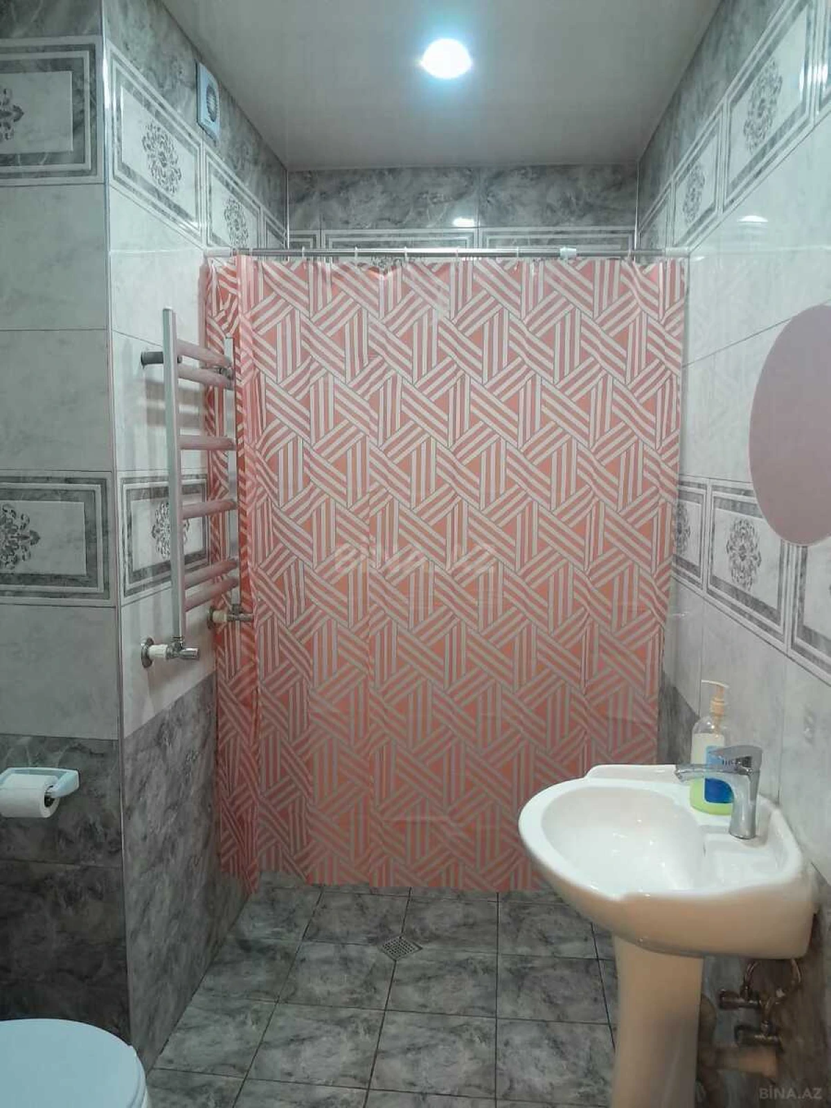 Kirayə verilir 1 otaqlı mənzil 40 m²