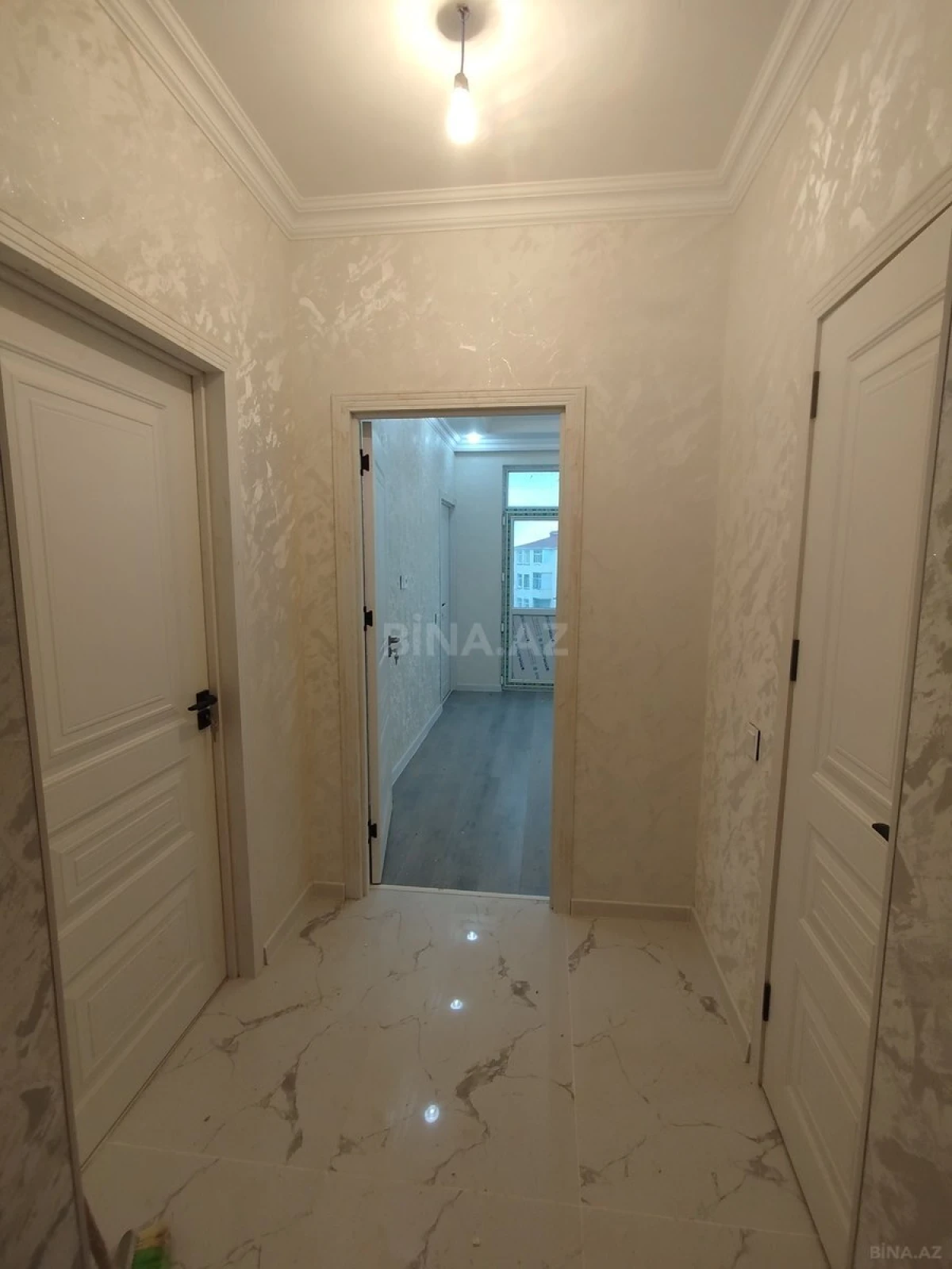 Satılır 2 otaqlı mənzil 44 m²