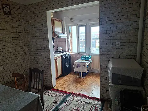 Satılır 2 otaqlı mənzil 65 m²