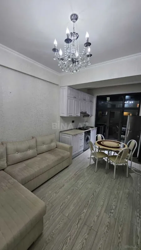 Kirayə verilir 2 otaqlı mənzil 50 m²