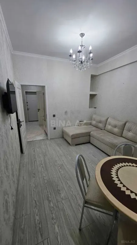 Kirayə verilir 2 otaqlı mənzil 50 m²
