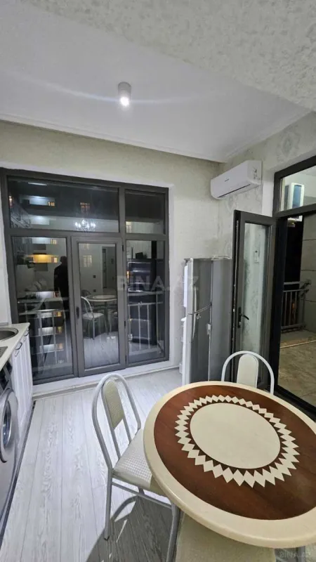 Kirayə verilir 2 otaqlı mənzil 50 m²