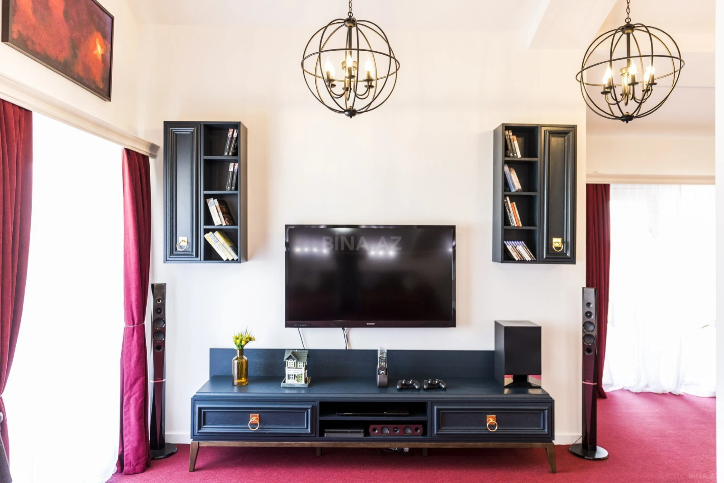 Kirayə verilir 16 otaqlı həyət evi 700 m²